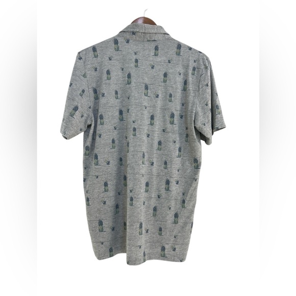 Travis Mathew Men’s Golf Polo Shirt Pineapple Cocktail All Over Print - Picture 6 of 6